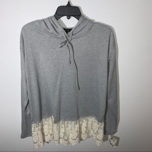 NWT LDLA Hooded Shirt🍁